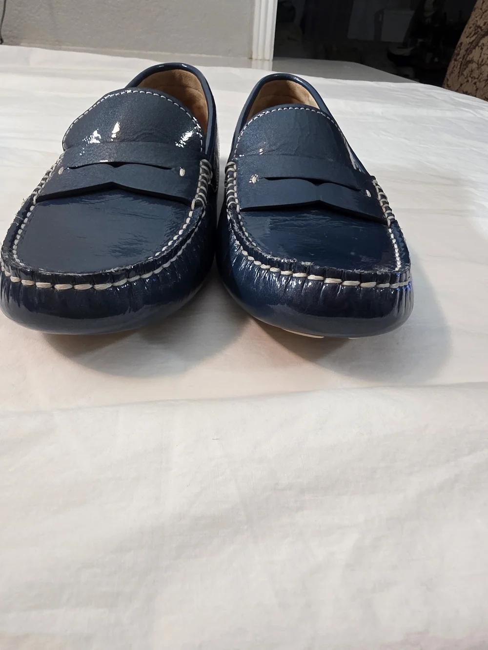 Johnston & Murphy Women's Metallic Navy Patent Leather Loafers